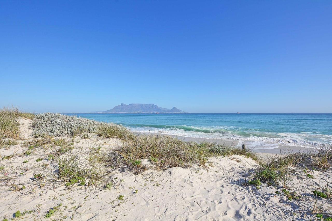 Luxury Beachfront In Big Bay- 2 Bedroom Bloubergstrand