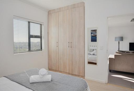 Luxury Beachfront In Big Bay- 2 Bedroom Bloubergstrand